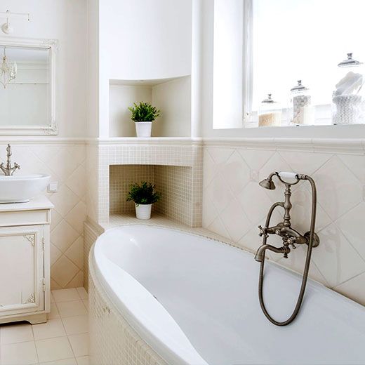 The Shower and Tub Plumbing Professionals in Brighton